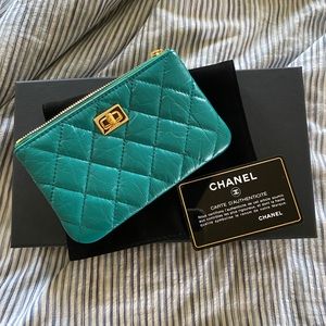 (SOLD) Chanel reissue mini o case gold hardware